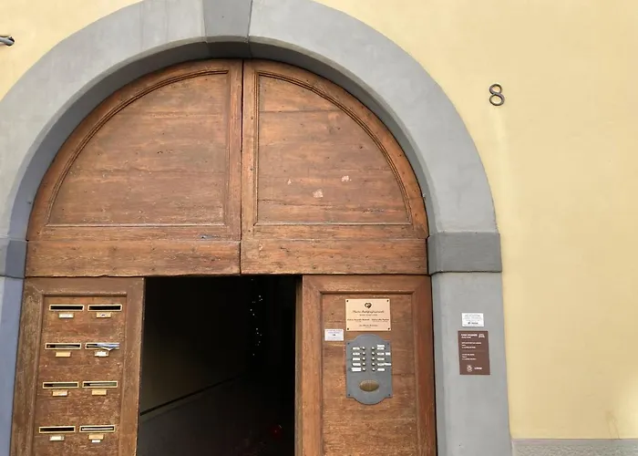 La Casa Nel Borgo بيت للعطل *